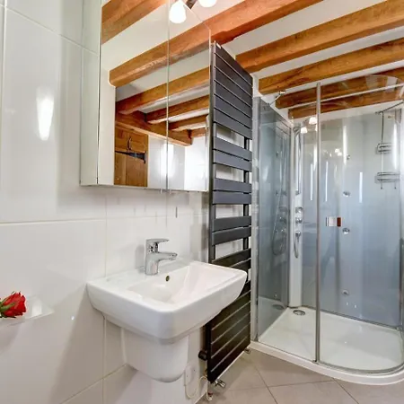 3 Bed In Outgate Oc-gl018 度假居 霍克斯黑德