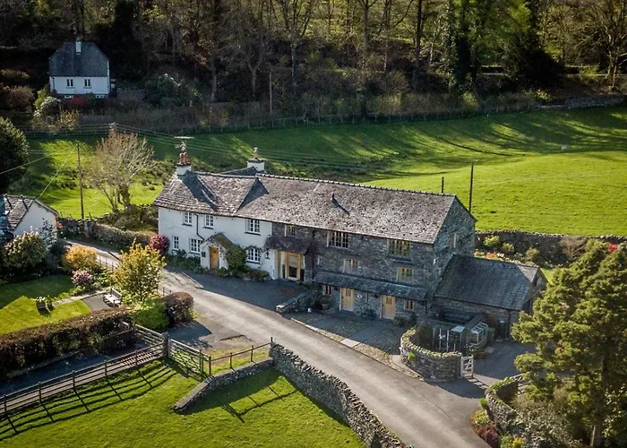 3 Bed In Outgate Oc-gl018 霍克斯黑德