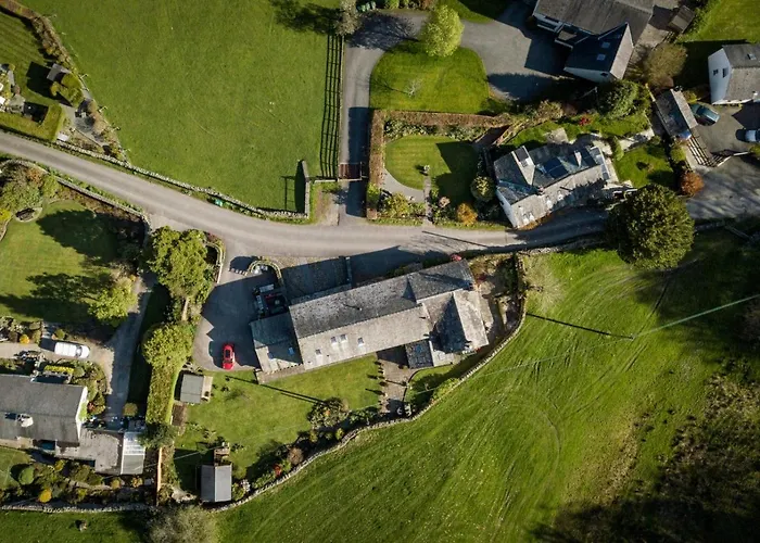 3 Bed In Outgate Oc-gl018 *